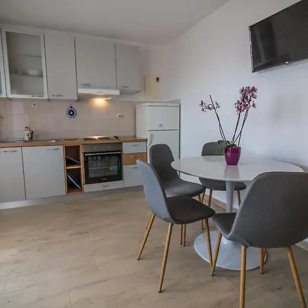 Katarina Apartament *