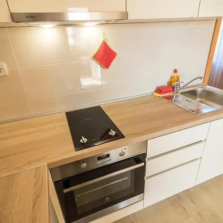 Katarina Apartament Rab Town