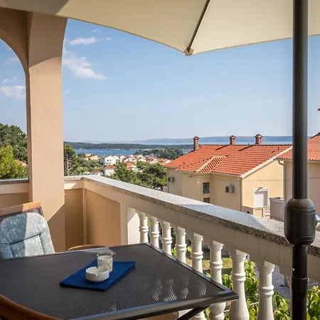 Katarina Apartament Rab Town